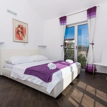 Amaizing Sea View In Center And Near The Beach Apartment