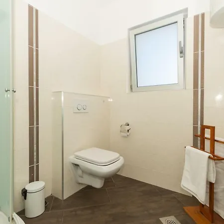 Amaizing Sea View In Center And Near The Beach Apartment