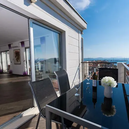 Apartment Amaizing Sea View In Center And Near The Beach Tribunj (Sibenik-Knin)